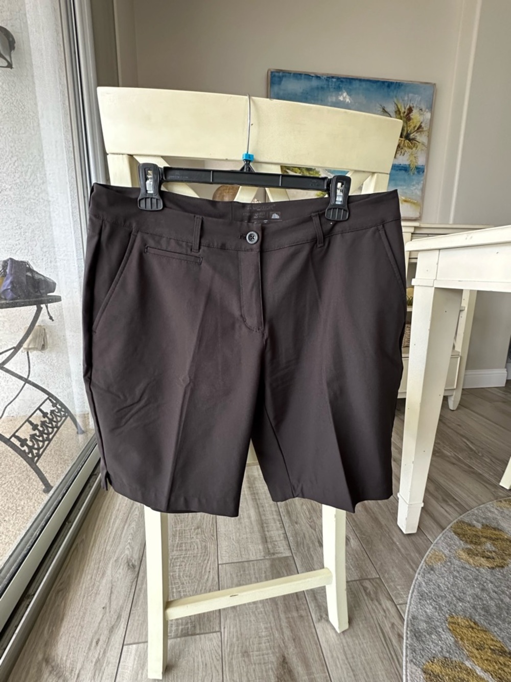 Black Women's Athletic Golf Shorts size 12 Lesmart